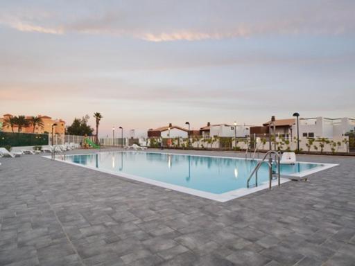 Pueblo Majorero: Luxury Apartment with Terraces, Pools & Beach Access Caleta De Fuste Exterior photo